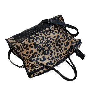 Mochila feminina com estampa de leopardo versão coreana da moda feminina, bolsa de ombro da moda, novidade de 2024