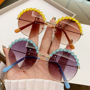 Gafas de Sol para Niños, Estilo Coreano, Modernas, Adorables, con Protección UV380 - Product Image 2