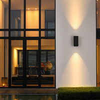 Aplique de pared decorativo de aluminio, luz de pared LED para interiores y exteriores, forma cuadrada hacia arriba y hacia abajo, resistente al agua para dormitorio