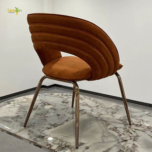 Sillas de Comedor de Diseño Italiano en Terciopelo, Muebles de Restaurante, Silla de Café con Patas Doradas - Product Image 5