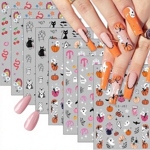 8 autocollants 3D mignons pour <span class=keywords><strong>ongles</strong></span> d'Halloween, motifs effrayants auto-adhésifs en papier, fournitures DIY pour <span class=keywords><strong>ongles</strong></span>, motifs <span class=keywords><strong>sorcière</strong></span>, toile d'araignée, chauve-souris, citrouille - Product Image 3