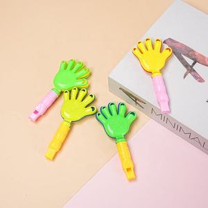 Fourniture directe du fabricant en Chine Petits clapets à main en plastique bon marché pour jouet de promotion de fête - Product Image 3