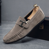 Mode nouveau Style haute qualité concepteur 2025 cuir artificiel chaussures décontractées plat sans lacet hommes en cuir mocassins
