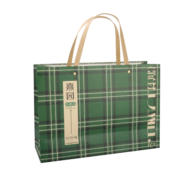 Promotional eco friendly plastic kraft shopping bags with logos