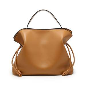 Nouveau Sac Seau Fourre-tout Personnalisé à Fermeture Éclair, Imperméable et Froncé, en Cuir PU, Design de Niche, Porté Épaule ou Bandoulière, pour le Quotidien, Sac Nuage Décontracté - Product Image 1