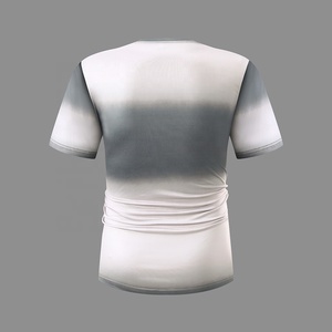 Camiseta de punto con cuello redondo de poliéster 100% para hombre, estampado teñido, suelta, corta de alta calidad - Product Image 2