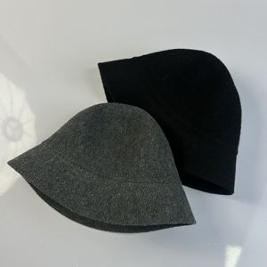 Bán Buôn Phổ Biến Thời Trang Thiết Kế Đơn Giản Phụ Nữ Với Cùng Một Đoạn Len Dệt Kim Ngư Dân Hat - Product Image 1