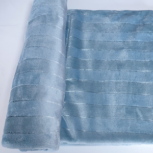 Prix Compétitif <span class=keywords><strong>Tissu</strong></span> <span class=keywords><strong>Polaire</strong></span> Double Face 100% Polyester pour Grossistes Mondiaux Fabrication sur Commande - Product Image 5
