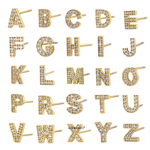 Pendientes con Iniciales en Circonitas Cúbicas |   Pendientes de Letras del Alfabeto con Circonitas, de Acero Inoxidable Chapado en Oro PVD de 18K |   Impermeable e Hipoalergénico - Product Image 5