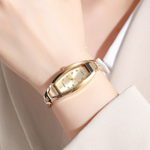 Nouvelle montre ovale à petit cadran, montre de niche pour femme, montre bracelet petite et raffinée, montre à quartz pour femme - Product Image 2