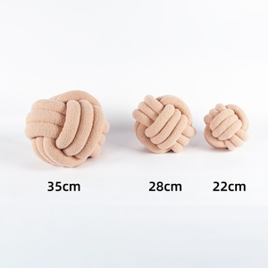 <span class=keywords><strong>Coussin</strong></span> rond en peluche douce noué, <span class=keywords><strong>boule</strong></span> décorative pour l'intérieur de la maison, <span class=keywords><strong>coussin</strong></span> décoratif confortable pour le salon, la chambre à coucher, décoration esthétique - Product Image 3