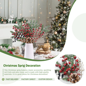 Ramas de Árbol de Navidad Artificiales Hechas a Mano con Bayas Rojas, Piñas y Acebo - Decoraciones de Invierno para Interiores - Product Image 3