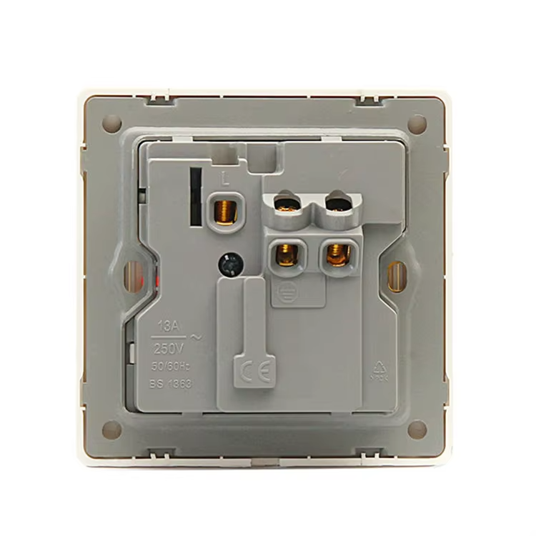 Multifunctional 5 Pin Switched Electric Light Acrylic Wall Power Electric Socket and Switch Universal Socket