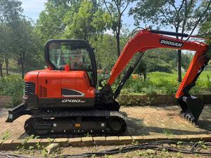 Corée Utilisé Doosan DX60 DH60 DH55 Excavatrice 6 Tonnes Occasion Machine de terrassement à vendre - Product Image 2
