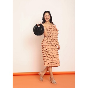 Vestido maxi con estampado floral color marfil, vestidos casuales para mujer con tela ligera, silueta fluida y ajuste cómodo. - Product Image 1