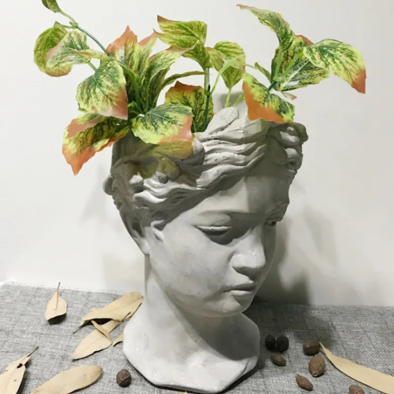 Lucky Winner Greek/Roman Style Female Statue Head Cement Concrete Flower Pots Mould Planter