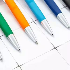 Stylos écologiques en plastique de blé avec revêtement en caoutchouc souple de silicone, promotionnels et personnalisables avec logo - Product Image 3