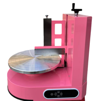 Machine à enduire les gâteaux de crème, machine à racler, décoration, enduit, lissage, pâtisserie, transformation et production alimentaire