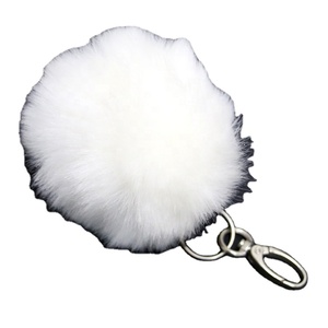 Belle <span class=keywords><strong>Laine</strong></span> fourrure boule <span class=keywords><strong>porte</strong></span>-clés <span class=keywords><strong>porte</strong></span>-clés en métal oem personnalisé cadeau pop élégant en peluche <span class=keywords><strong>pompon</strong></span> <span class=keywords><strong>porte</strong></span>-clés - Product Image 1