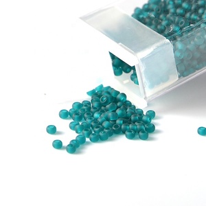 Cuentas de Vidrio <span class=keywords><strong>Miyuki</strong></span> Japonesas de Alta Calidad al por Mayor, Cuentas <span class=keywords><strong>Delica</strong></span> de <span class=keywords><strong>Colores</strong></span> Teñidos y Plateados - Product Image 1