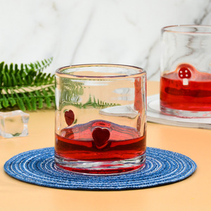 Samlife-DF23016.4 Bicchieri da Cocktail Personalizzati all'Ingrosso per <span class=keywords><strong>San</strong></span> <span class=keywords><strong>Valentino</strong></span> Modello Doppio Old Fashioned Soffiati a Mano con Icona a Cuore - Product Image 2
