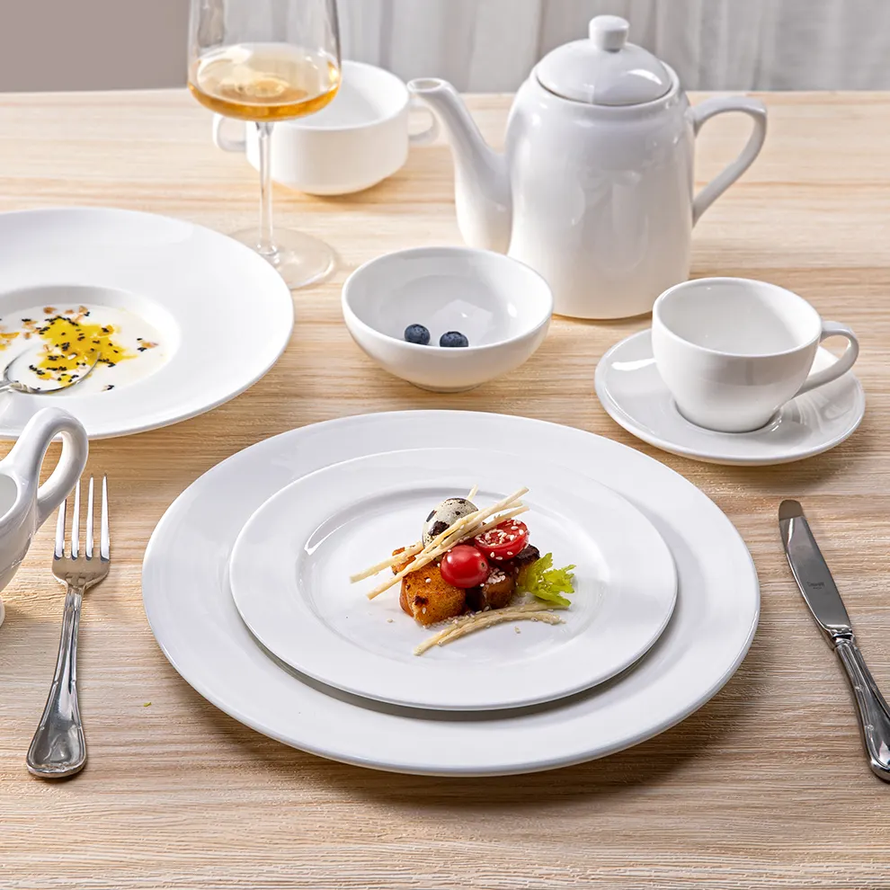 Oem Odm Accepted Low Price White Durable Full Sizes Restaurant ceramic Unbreakable Chinaware Sets Custom porcelain Dinnerware
