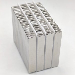 Aimant néodyme rectangulaire de qualité N35 N38 N45, aimant puissant NdFeB pour appareils ménagers - Product Image 1