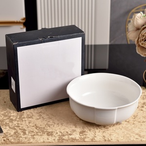 Vente en gros Allemagne – Ensemble de vaisselle domestique en céramique blanche pure style Rococo, comprenant des bols à riz - Product Image 2
