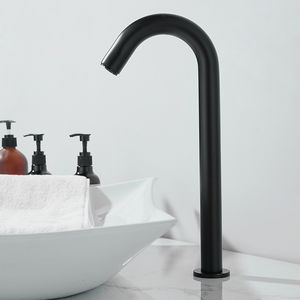 Robinet <span class=keywords><strong>de</strong></span> salle <span class=keywords><strong>de</strong></span> bain moderne en laiton noir mat à capteur automatique, sans contact, à arc élevé, mitigeur <span class=keywords><strong>de</strong></span> lavabo sur pied en céramique pour hôtel et maison - Product Image 3