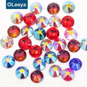 Strass en verre brillant à 16 facettes, non thermocollants, de qualité supérieure, pour nail art et soutien-gorge orné de strass, vente en gros - Product Image 3