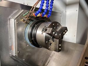 Tour CNC HS HS 6-DIIS à double broche, perçage et fraisage, double banc incliné, type gang, commande Fanuc - Product Image 3