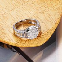 CM bijoux à la mode en laiton 14K plaqué or rhodium plaqué zircon incrusté bague de montre bague haut de gamme Anillo diamant femmes bagues