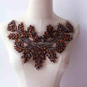 Buatan tangan 3D bunga kerah Panel leher Applique bersinar kristal berlian imitasi menjahit untuk pernikahan <span class=keywords><strong>Prom</strong></span> seni kuku tas pakaian sepatu - Product Image 1