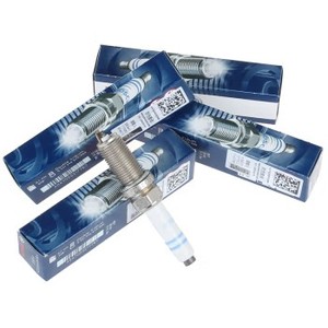 Bujía Original Genuina 0241245673 FQ5NPP332S Alemania, Compatible con NGK PLFER7A8EG 94833, Doble Iridio de Alta Calidad para EA888 - Product Image 1