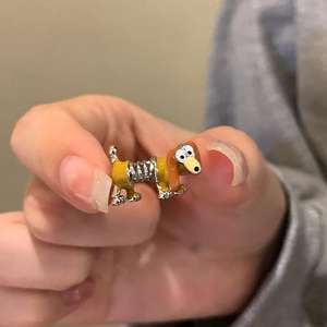 แหวนสปริงรูปสุนัขน่ารักแปลกตา แหวนนิ้วโป้งเด็กผู้หญิงน่ารัก แหวนเปิดปรับขนาดได้ - Product Image 3