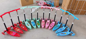 <span class=keywords><strong>Monopattino</strong></span> a 3 Ruote Multifunzionale Pieghevole in Plastica per Bambini, Giocattolo per Avventure all'Aperto, Regalo Perfetto per Bambini - Product Image 3