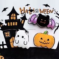 Jouets en peluche couineurs pour chien sur le thème d'Halloween : chauve-souris, citrouille, fantôme mignons