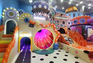 Aire <span class=keywords><strong>de</strong></span> jeux intérieure pour centre commercial avec toboggan, piscine à balles, jeux <span class=keywords><strong>de</strong></span> projection interactifs, <span class=keywords><strong>parcours</strong></span> d'obstacles, 140 m², capacité <span class=keywords><strong>de</strong></span> 500 kg - Product Image 4