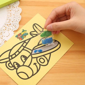 Juego de juguetes de dibujo de Arte de <span class=keywords><strong>arena</strong></span> con purpurina unisex Colores vibrantes para niños de 2 a 7 años - Product Image 4