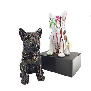 2024 nuova decorazione per la casa soggiorno <span class=keywords><strong>da</strong></span> tavolo ornamenti <span class=keywords><strong>animali</strong></span> in resina artigianato statuette Graffiti manufatti colorati statue di cani - Product Image 3