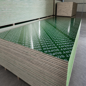 Panel de Valla Compuesto Verde de Plástico PP, Contrachapado Marino, Contrachapado para Encofrado, Lámina de Contrachapado 4x8 18mm, <span class=keywords><strong>Tableros</strong></span> al por Mayor con Revestimiento de Película - Product Image 3