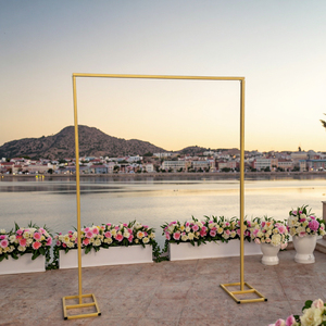 Arco Floreale a Forma di Cuore <span class=keywords><strong>con</strong></span> Supporto, Sfondo di Rose Artificiali per Palcoscenico Matrimoniale - Product Image 1