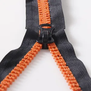 The factory supplies customized high-quality multi-purpose black nylon zippers for tailoring