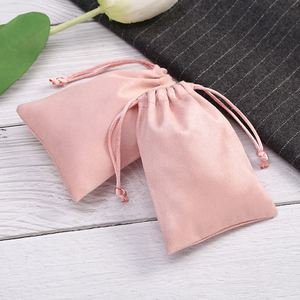 Sac de rangement léger en suède pour bijoux, en flanelle, avec cordon de serrage, personnalisable avec logo, options multi-tailles, fourni directement par l'usine - Product Image 2