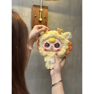 Spot Baby Zipper Bag Esmalte de felpa Juguete de cabeza grande de tres años Marioneta de mano Ornamento Colgante Cajas misteriosas para colección de juegos - Product Image 5