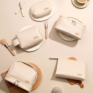 Bolsa de cosméticos Beilian de gran capacidad, estuche de almacenamiento de artículos de tocador de PU para viaje, organizador de maquillaje portátil con cremallera para viaje - Product Image 3