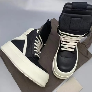 Chaussures de créateur personnalisées, baskets montantes noires tendance à lacets, décontractées et épaisses, de marque de luxe, pour hommes et femmes, idéales pour la course à pied - Product Image 1