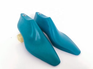 Zapatos Deby de Estilo Italiano para Hombre, Hormas de Plástico para Zapatos - Product Image 4