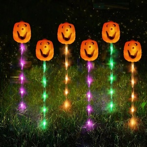 Lampe de sol LED à énergie solaire en forme de citrouille d'Halloween avec yeux de fantôme pour la décoration de jardin, bureau, route et cour - Product Image 6