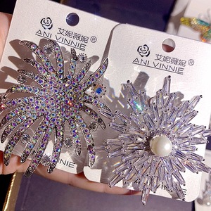 高級スーパースパークリングミックスフルジルコンブライダルクリスタルバタフライパールブローチ女性用パーティーウェディングジュエリー卸売 - Product Image 5